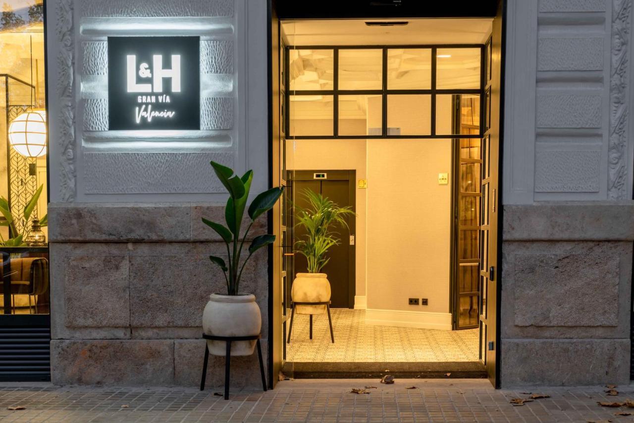 L&H Gran Vía Valencia Valência Exterior foto